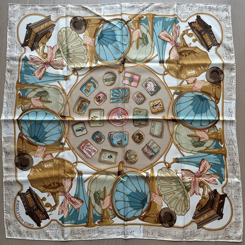 KIESELSTEIN CORD luxury designer silk scarf. Mint condition.